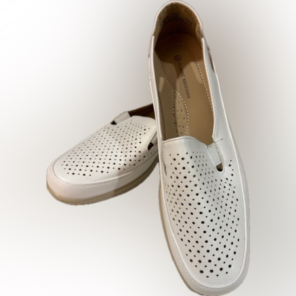 Classic Edition Size 10 Men’s Loafers